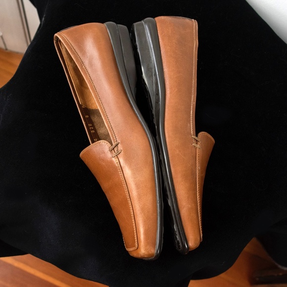 Salvatore Ferragamo Sport Tan Loafers Size 8 - Picture 5 of 6